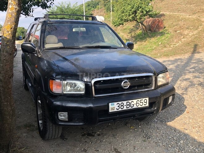 Nissan Pathfinder 2004, 300,000 km - 3.5 l - Quba