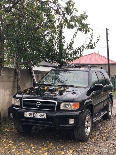 Nissan Pathfinder 2004, 300,000 km - 3.5 l - Quba