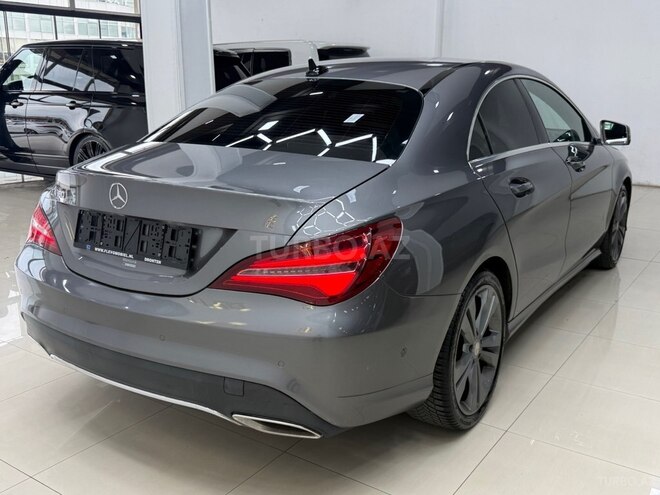 Mercedes  2016, 218,000 km - 1.5 l - Bakı