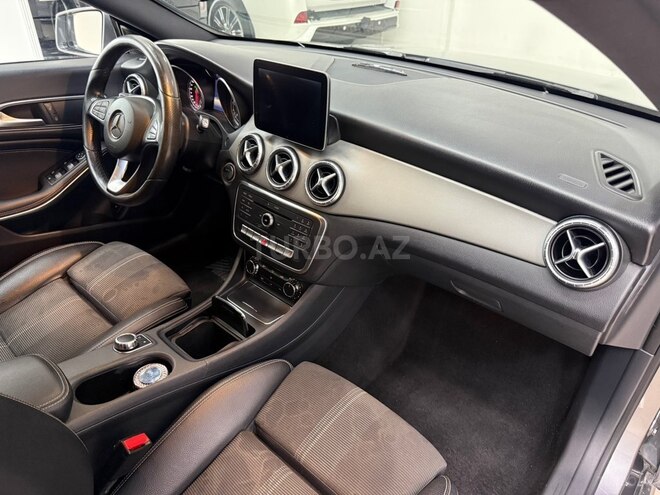Mercedes  2016, 218,000 km - 1.5 l - Bakı