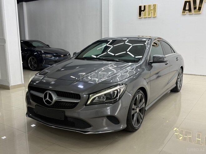 Mercedes  2016, 218,000 km - 1.5 l - Bakı