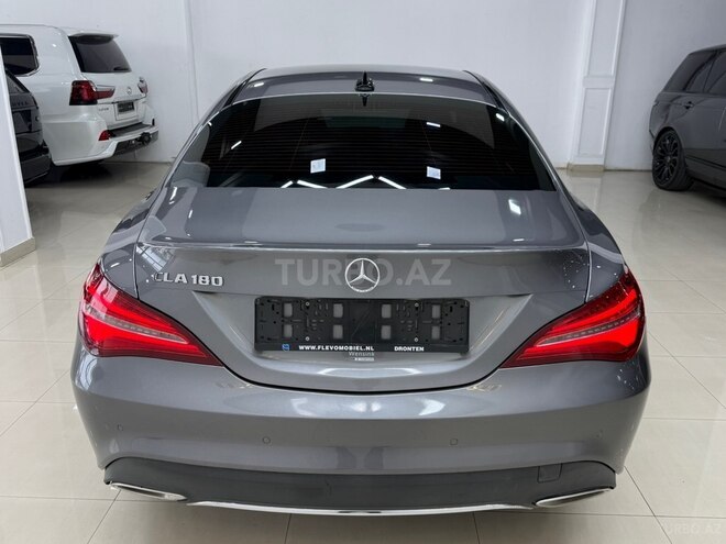 Mercedes  2016, 218,000 km - 1.5 l - Bakı