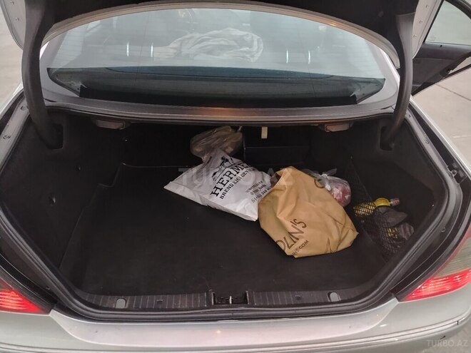Mercedes E 220 2008, 283,000 km - 2.2 l - Bakı