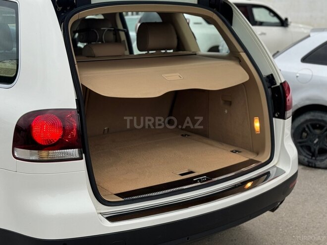 Volkswagen Touareg 2009, 190,000 km - 4.2 l - Bakı