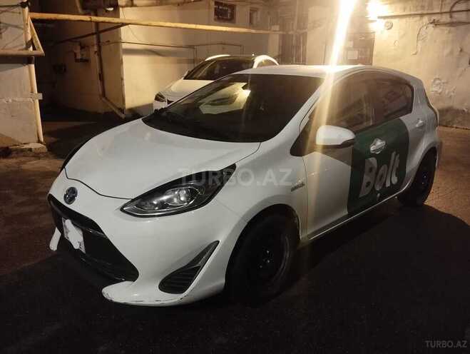 Toyota Aqua 2019, 345,000 km - 1.5 l - Bakı