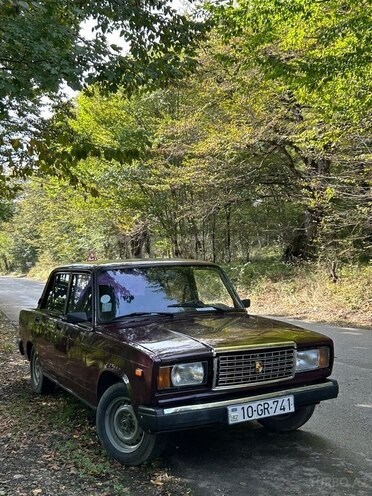 LADA (VAZ) 2107 2000, 76,000 km - 1.6 l - Quba