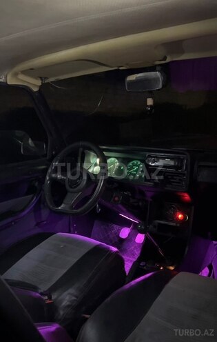 LADA (VAZ) 2107 2000, 76,000 km - 1.6 l - Quba