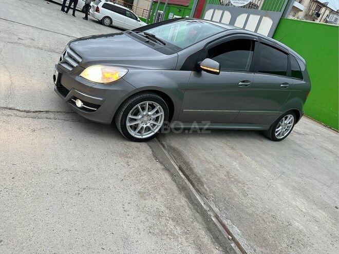 Mercedes B 170 2010, 167,400 km - 1.7 l - Sumqayıt