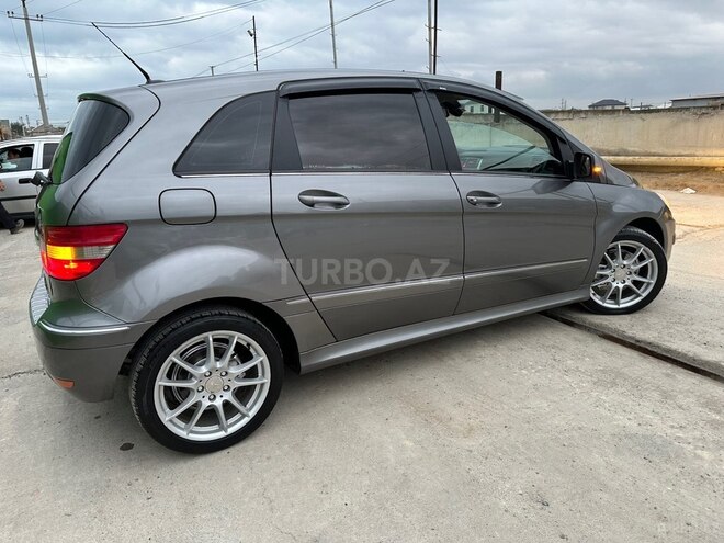 Mercedes B 170 2010, 167,400 km - 1.7 l - Sumqayıt
