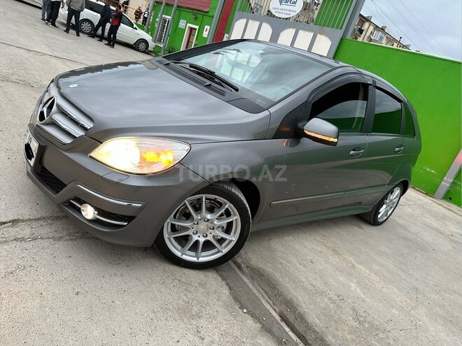 Mercedes B 170 2010, 167,400 km - 1.7 l - Sumqayıt