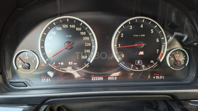 BMW 528 2012, 221,000 km - 2.0 l - Zaqatala