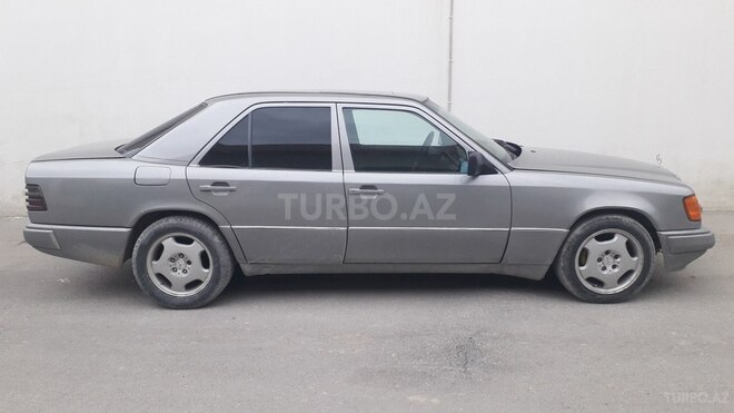 Mercedes 300 D 1987, 605,786 km - 3.0 l - Bakı