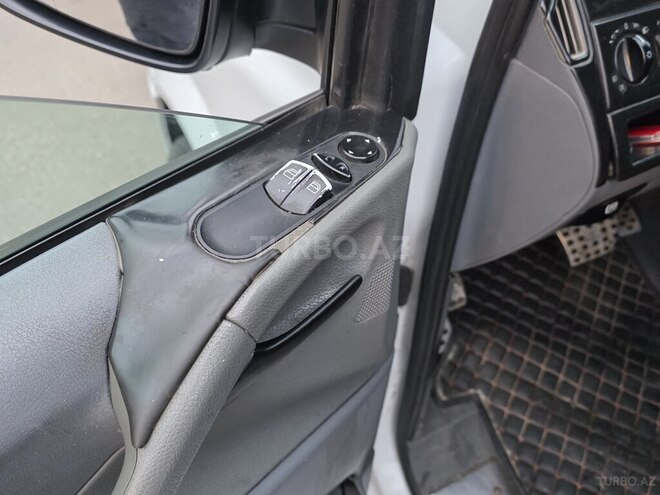 Mercedes  2008, 345,000 km - 2.1 l - Bakı