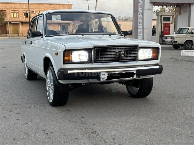 LADA (VAZ) 2107 2010, 123,000 km - 1.6 l - Yevlax