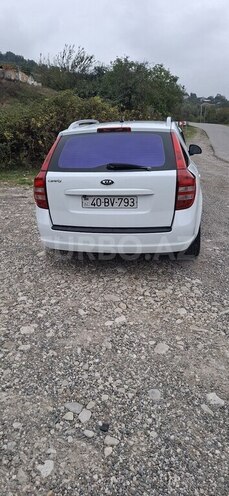 Kia  2010, 242,000 km - 1.4 l - Quba