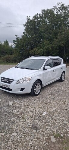 Kia  2010, 242,000 km - 1.4 l - Quba