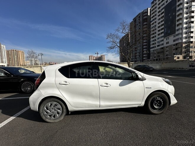 Toyota Aqua 2019, 255,000 km - 1.5 l - Bakı
