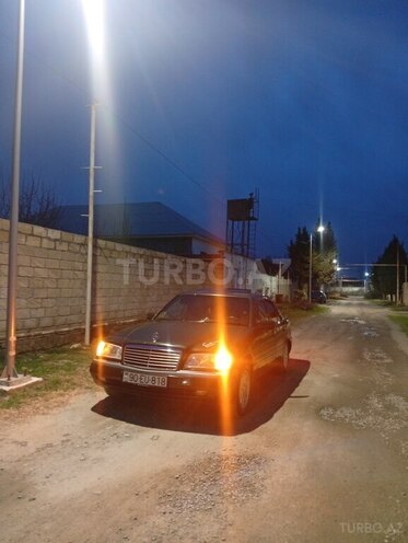 Mercedes C 230 1997, 213,456 km - 2.3 л - Ağdaş