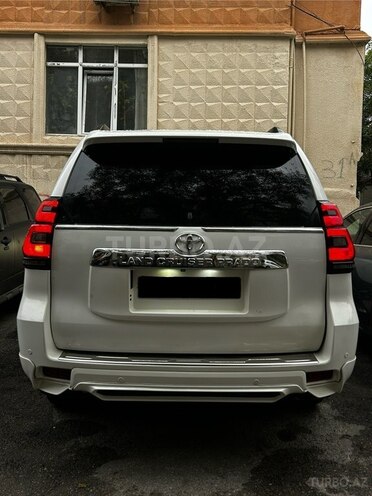 Toyota Land Cruiser Prado 2010, 330,000 km - 4.0 l - Bakı
