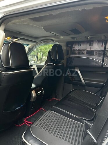 Toyota Land Cruiser Prado 2010, 330,000 km - 4.0 l - Bakı