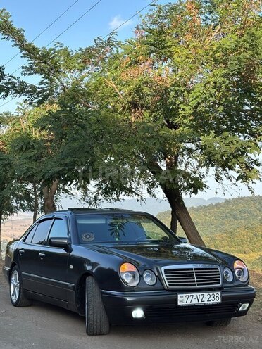 Mercedes E 200 1996, 500,000 km - 2.0 l - Lerik