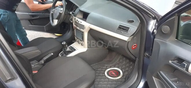 Opel Astra 2008, 524,236 km - 1.3 l - Quba