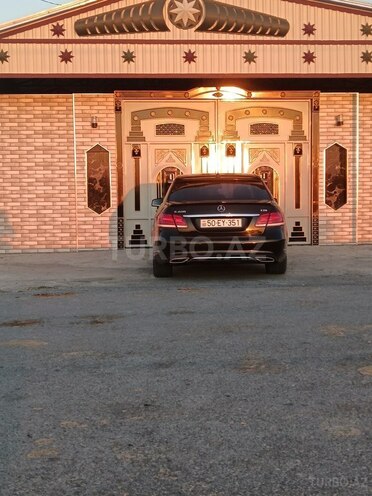 Mercedes E 220 2014, 295,325 km - 2.1 l - İmişli