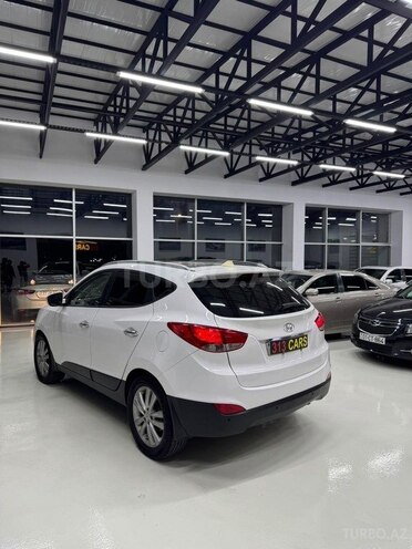 Hyundai ix35 2013, 255,000 km - 2.0 l - Bakı