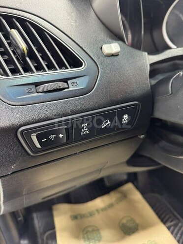 Hyundai ix35 2013, 255,000 km - 2.0 l - Bakı