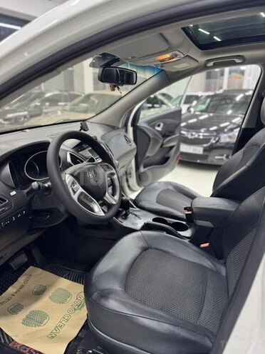 Hyundai ix35 2013, 255,000 km - 2.0 l - Bakı