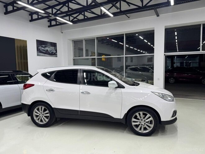 Hyundai ix35 2013, 255,000 km - 2.0 l - Bakı