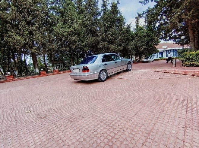 Mercedes C 220 2000, 222,000 km - 2.2 l - Cəlilabad