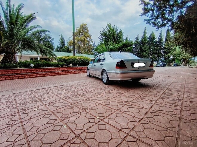 Mercedes C 220 2000, 222,000 km - 2.2 l - Cəlilabad