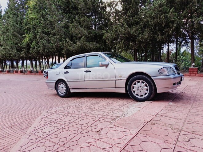 Mercedes C 220 2000, 222,000 km - 2.2 l - Cəlilabad