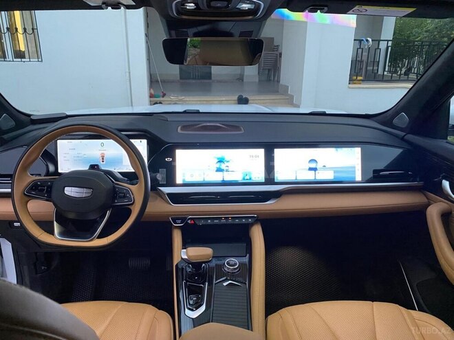 Geely Monjaro 2025, 18,000 km - 1.5 л - Bakı