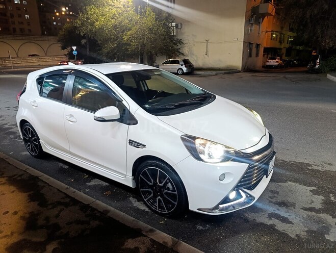 Toyota Aqua 2015, 74,500 km - 1.5 л - Bakı