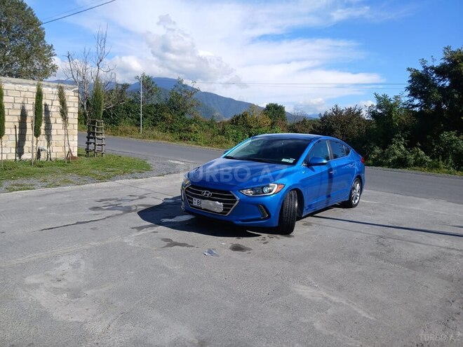 Hyundai Elantra 2016, 210,159 km - 2.0 l - Zaqatala