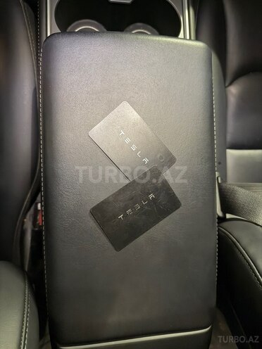 Tesla Model 3 2023, 129,000 km - 0.0 l - Bakı