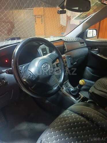 Toyota Corolla 2005, 320,526 km - 1.4 l - Bakı