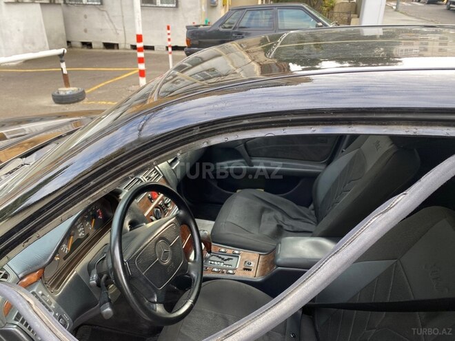 Mercedes E 280 1997, 362,000 km - 2.8 l - Bakı