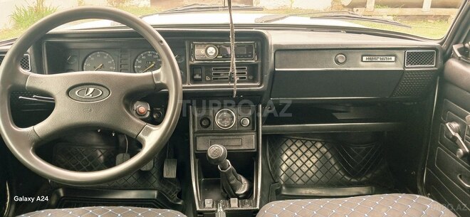 LADA (VAZ) 2107 2002, 35,268 km - 1.6 l - Ucar