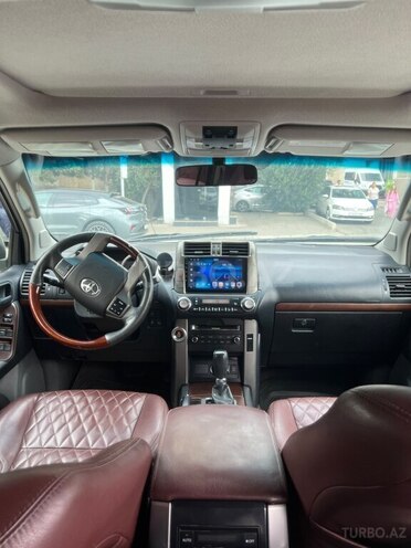 Toyota Land Cruiser Prado 2010, 330,000 km - 4.0 л - Bakı