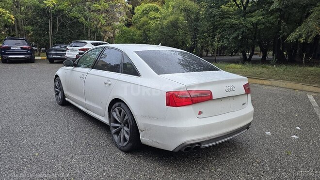 Audi A6 2012, 144,000 km - 2.8 l - Bakı