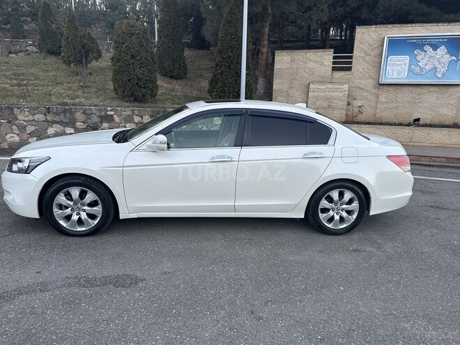 Honda Accord 2010, 350,000 km - 2.4 l - Qusar