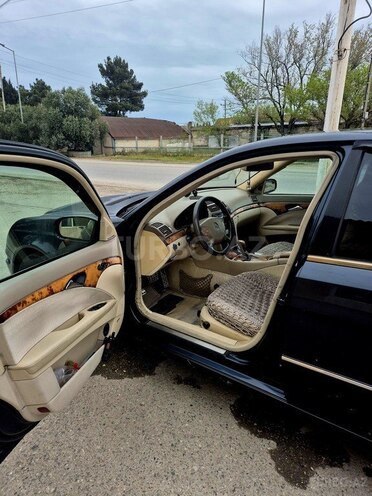 Mercedes E 240 2002, 380,000 km - 2.6 l - Sumqayıt