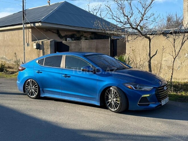 Hyundai Elantra 2017, 150,000 km - 1.6 l - Zaqatala