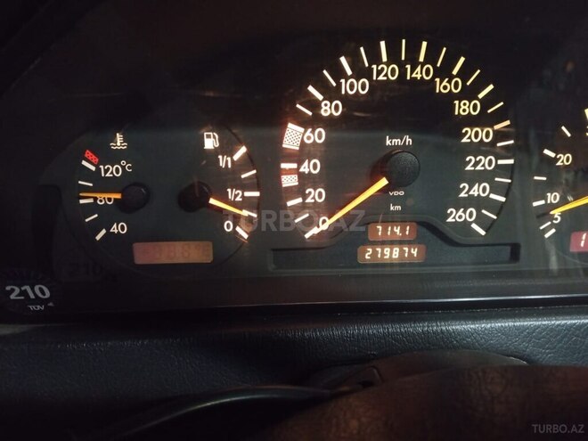 Mercedes E 230 1998, 279,874 km - 2.3 l - Saatlı