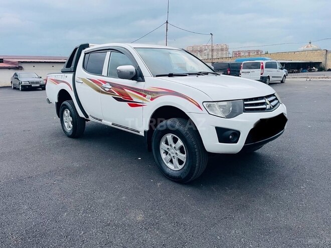 Mitsubishi L200 2012, 220,000 km - 2.5 л - Xırdalan