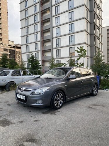 Hyundai i30 2011, 218,000 km - 1.4 л - Bakı