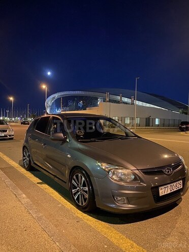 Hyundai i30 2011, 218,000 km - 1.4 л - Bakı